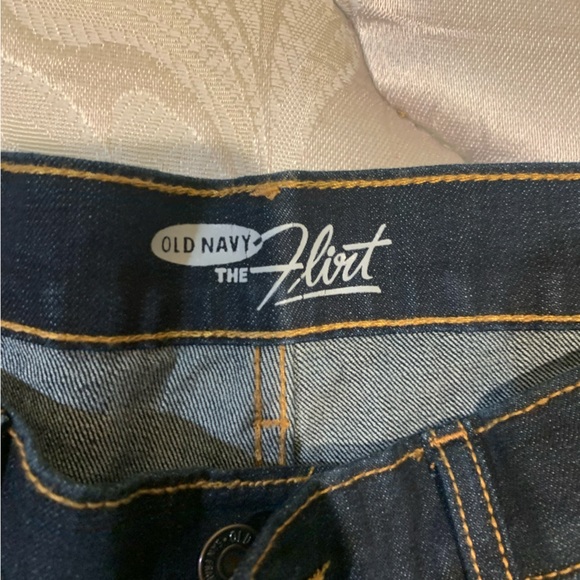 Old Navy “flirt” Bootcut Jeans - Picture 3 of 5